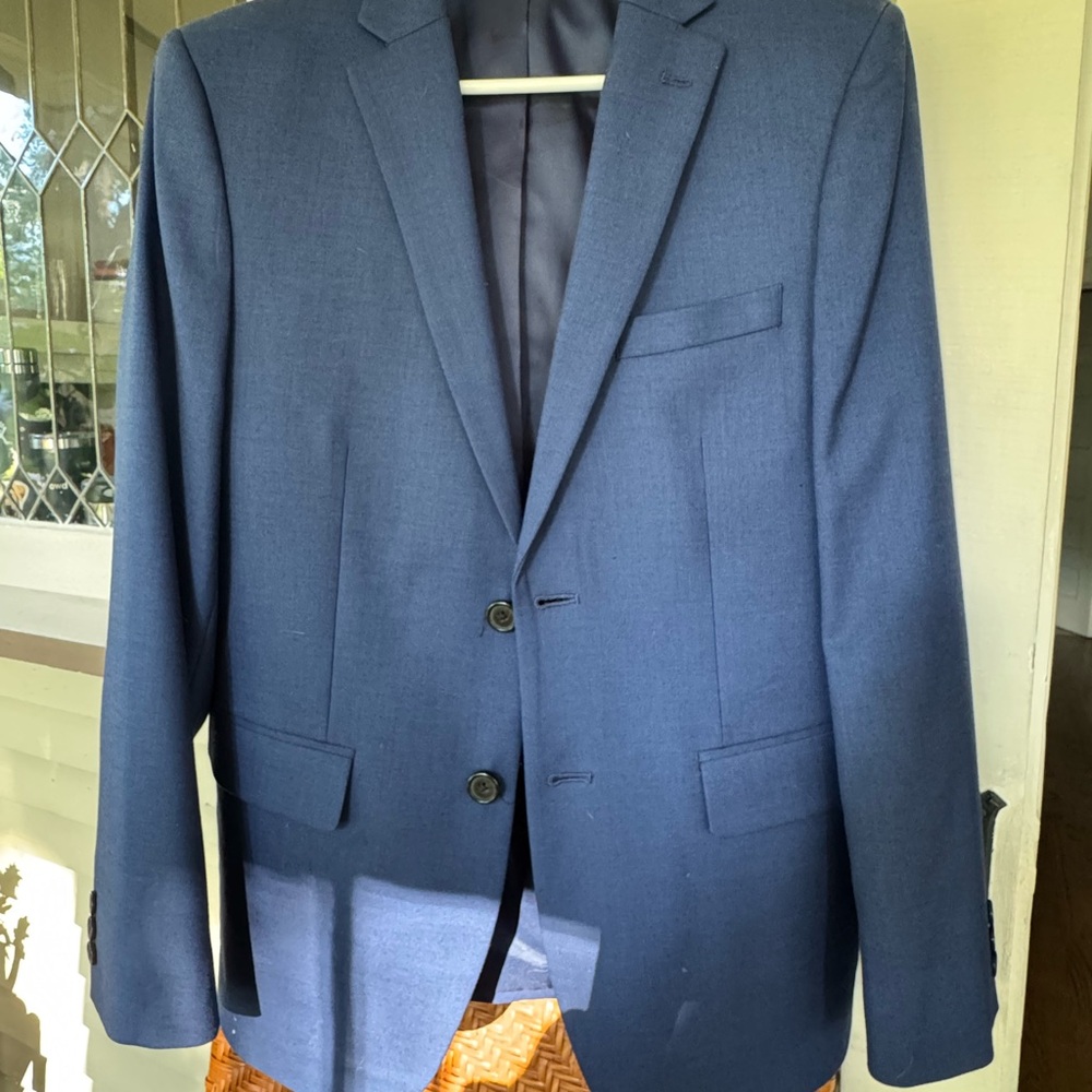 Lauren Boys Navy suit.  Excellent condition. Worn once